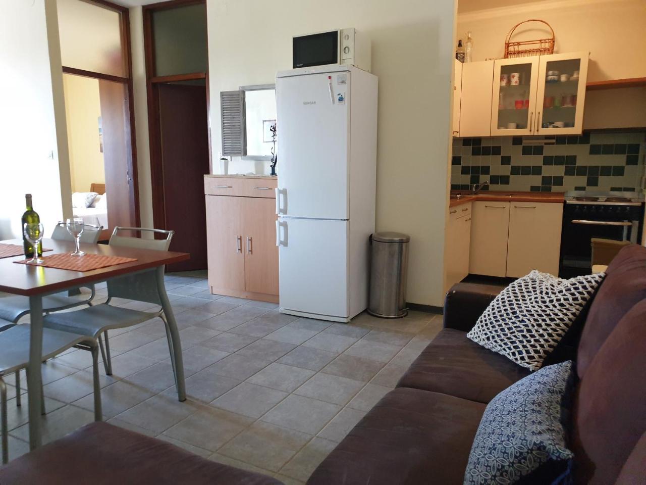 Apartments Bellevue ノヴァリャ エクステリア 写真