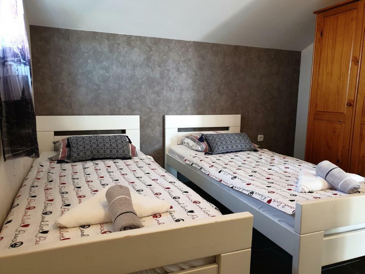Apartments Bellevue ノヴァリャ エクステリア 写真